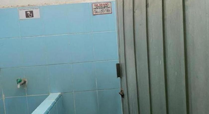 Spot On 94166 Kost Bunda Syariah Hotel Bekasi Bagian luar foto